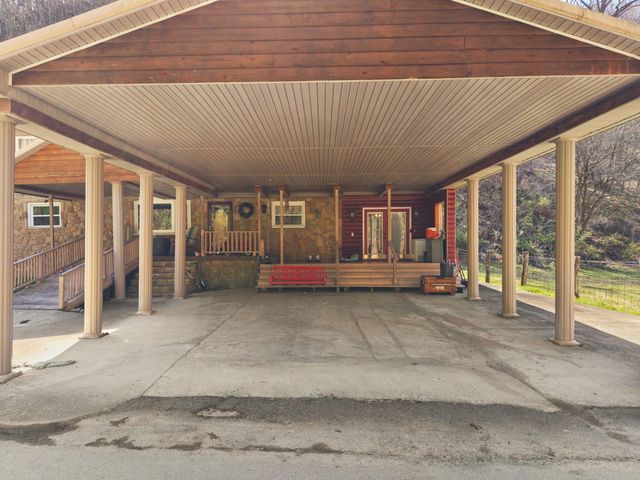 544 Salisbury Br Road, Dema, KY 41859