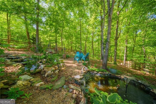 111 Allatoona Drive, Woodstock, GA 30189