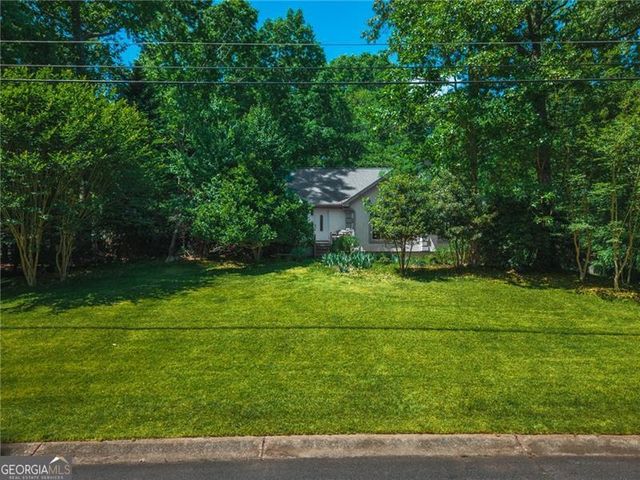 111 Allatoona Drive, Woodstock, GA 30189