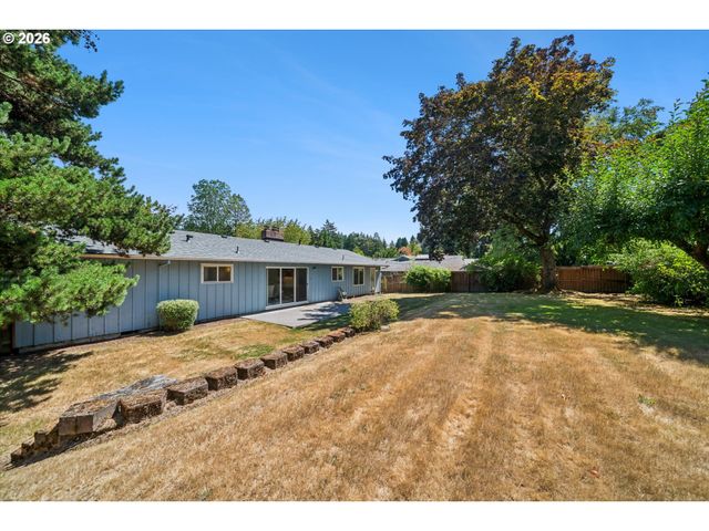 11820 Sw FOOTHILL Dr, Portland, OR 97225
