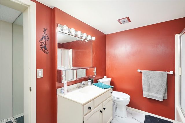 1006 Bunker Drive 203, Fairlawn, OH 44333