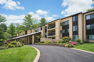 1006 Bunker Drive 203, Fairlawn, OH 44333