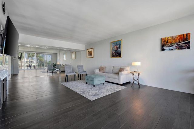 900 Island Drive 512, Rancho Mirage, CA 92270