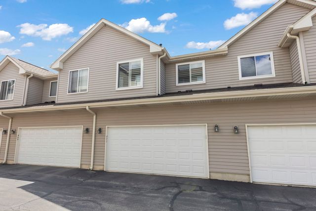 11S471 Rachael Court, Willowbrook, IL 60527