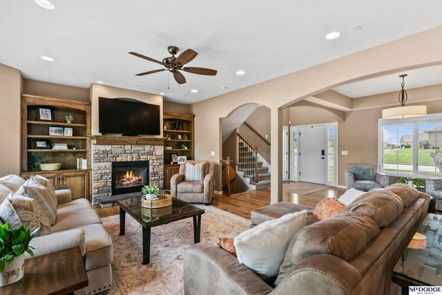 1504 S 210 Street, Omaha, NE 68022