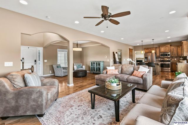 1504 S 210 Street, Omaha, NE 68022