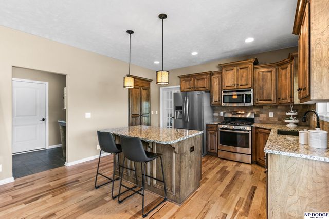 1504 S 210 Street, Omaha, NE 68022