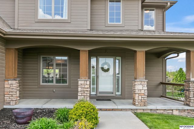 1504 S 210 Street, Omaha, NE 68022
