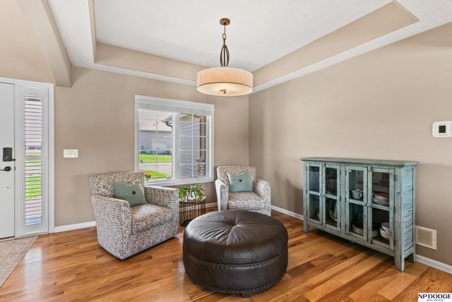 1504 S 210 Street, Omaha, NE 68022
