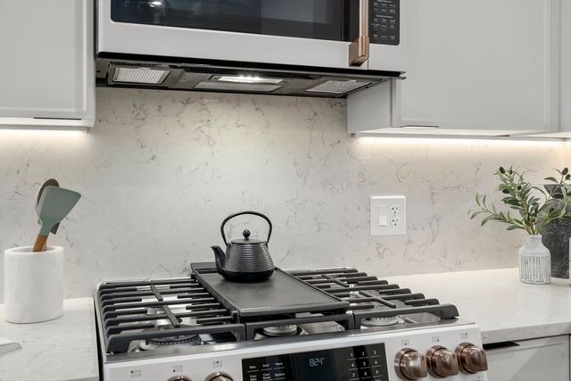 100 Lincoln Street 303, Boston, MA 02135