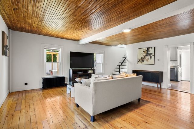 13 Highland Rd, Middleton, MA 01949