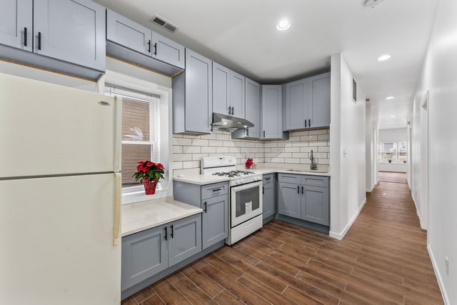2713 S Crowell Street, Chicago, IL 60608