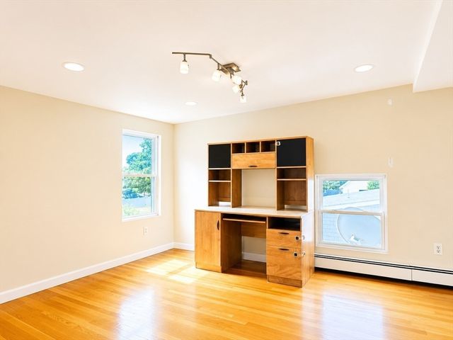 19 Cavanaugh Rd, Braintree, MA 02184