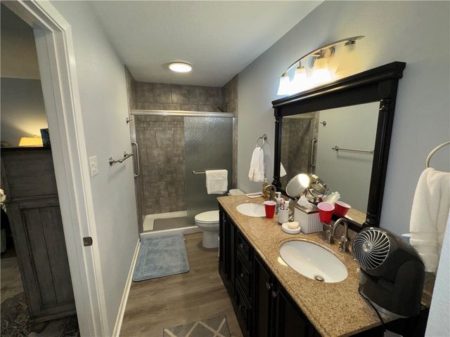 2405 Waterwood Lane, Bryan, TX 77803