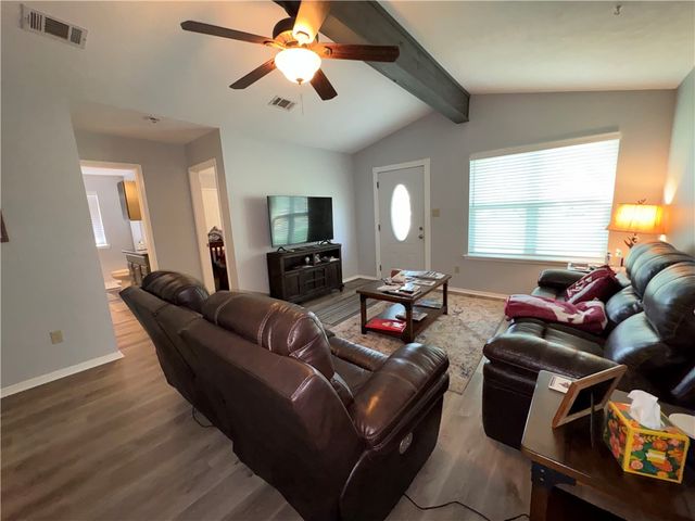 2405 Waterwood Lane, Bryan, TX 77803