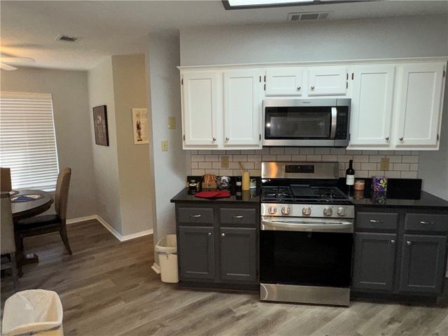 2405 Waterwood Lane, Bryan, TX 77803