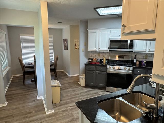 2405 Waterwood Lane, Bryan, TX 77803