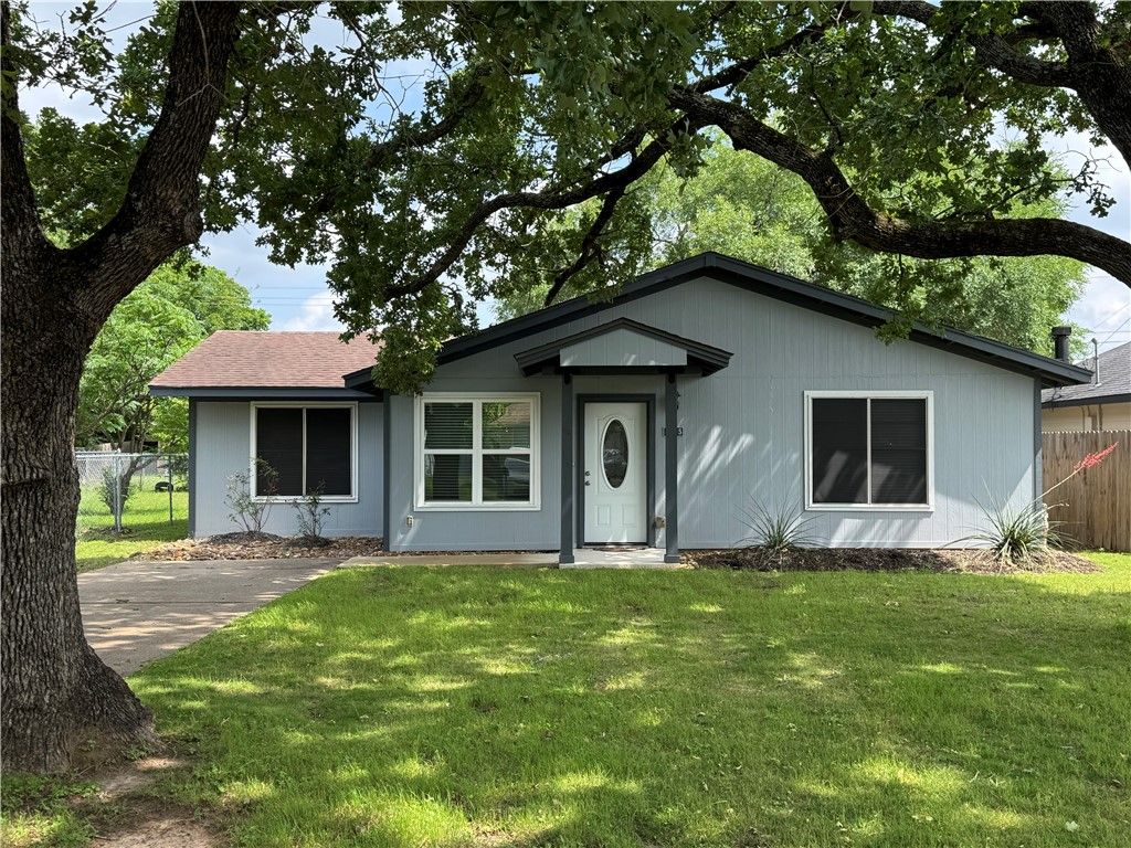 2405 Waterwood Lane, Bryan, TX 77803