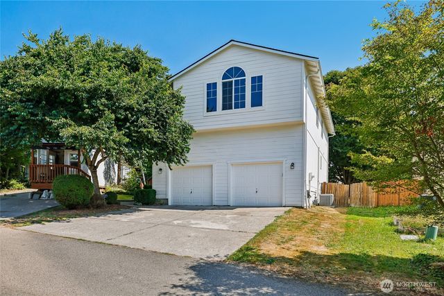 219 Hemming Way, Granite Falls, WA 98252