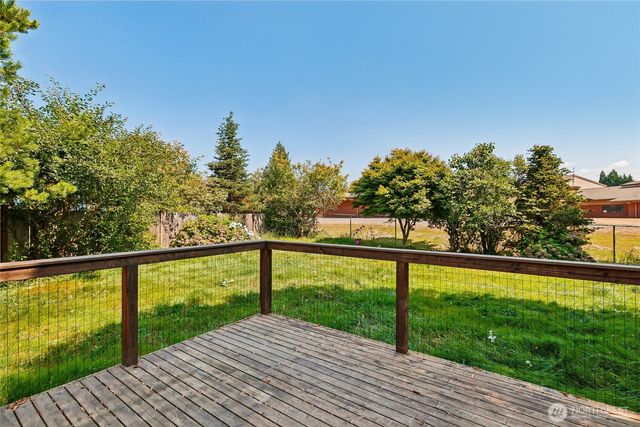 219 Hemming Way, Granite Falls, WA 98252