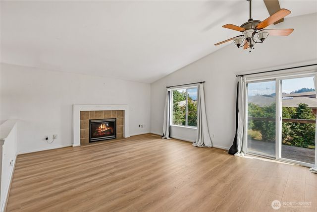 219 Hemming Way, Granite Falls, WA 98252