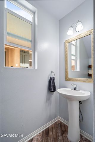 19849 Via Ott, Santa Clarita, CA 91321