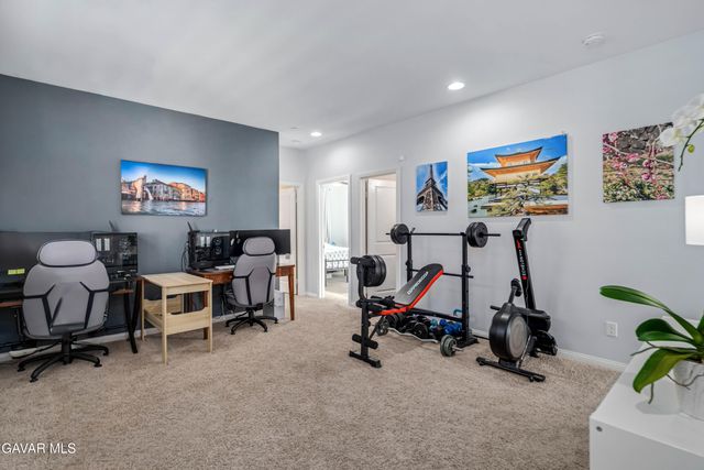 19849 Via Ott, Santa Clarita, CA 91321