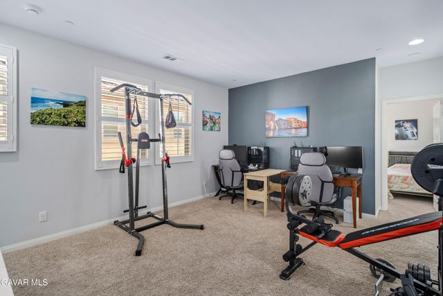 19849 Via Ott, Santa Clarita, CA 91321