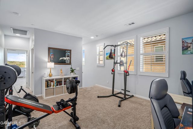 19849 Via Ott, Santa Clarita, CA 91321