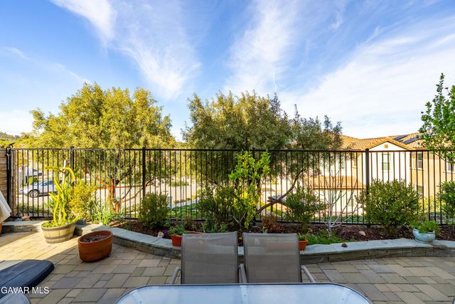 19849 Via Ott, Santa Clarita, CA 91321