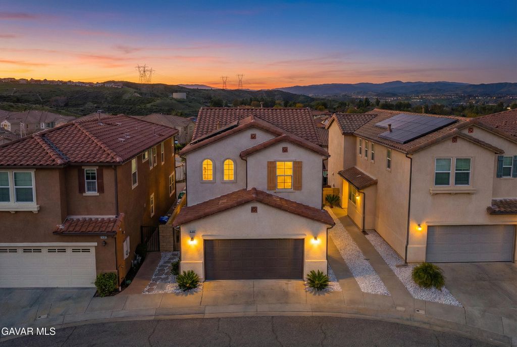 19849 Via Ott, Santa Clarita, CA 91321