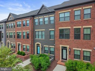 818 S GREENBRIER ST, Arlington, VA 22204
