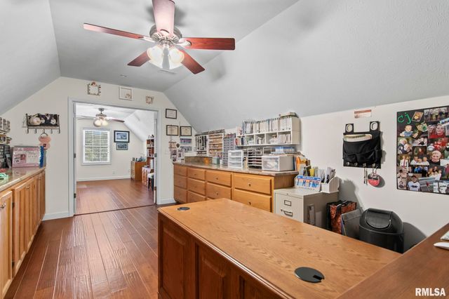 13599 WOODLAND Drive, Athens, IL 62613