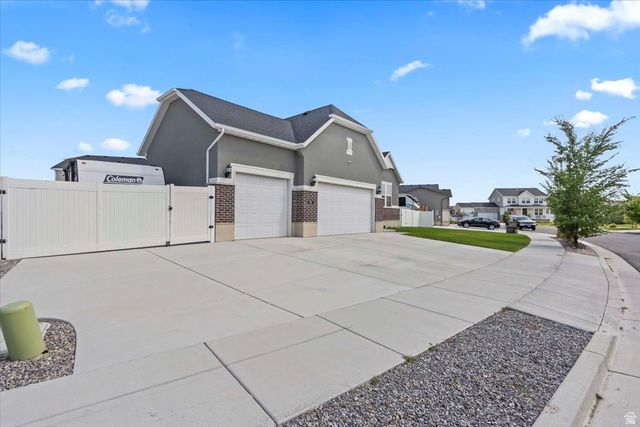 969 W MONTAUK LN, Stansbury Park, UT 84074