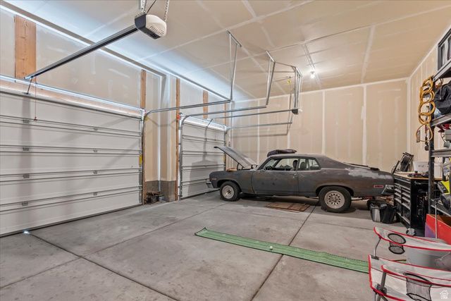 969 W MONTAUK LN, Stansbury Park, UT 84074