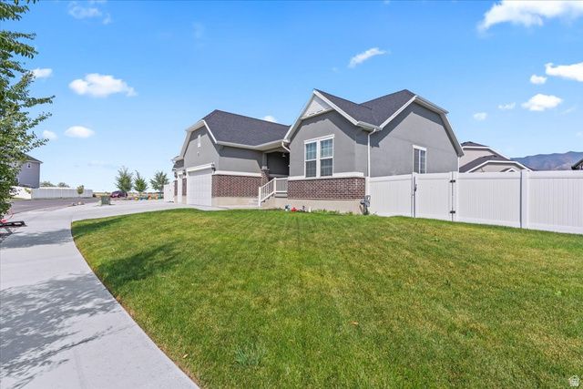 969 W MONTAUK LN, Stansbury Park, UT 84074