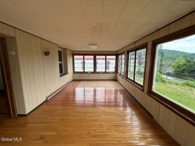 40 Wasson Street, Moriah, NY 12998