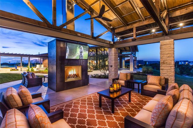 534 Sage Thrasher CIR, Dripping Springs, TX 78620