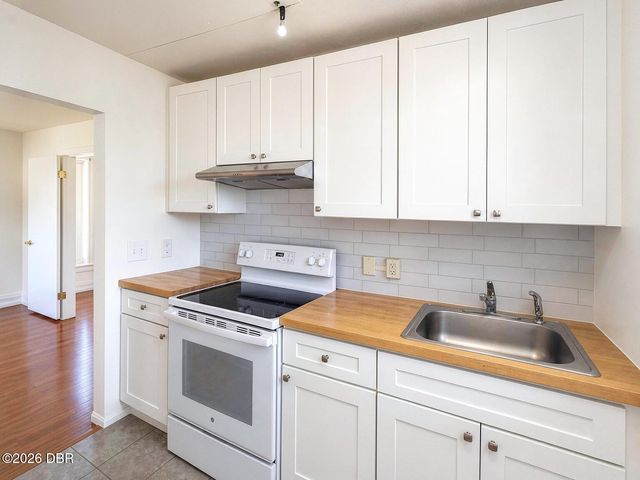 431 N Grandview Avenue C, Daytona Beach, FL 32118