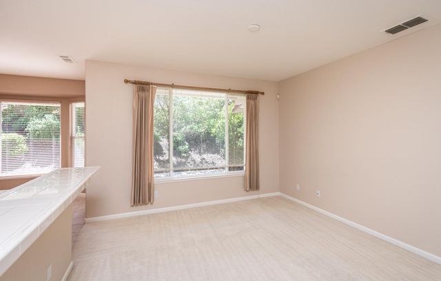 3915 Coldwater Dr, Rocklin, CA 95765