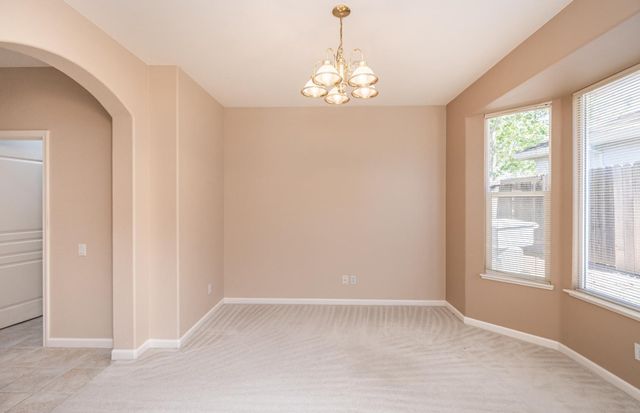 3915 Coldwater Dr, Rocklin, CA 95765