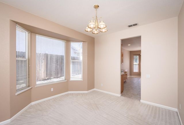 3915 Coldwater Dr, Rocklin, CA 95765