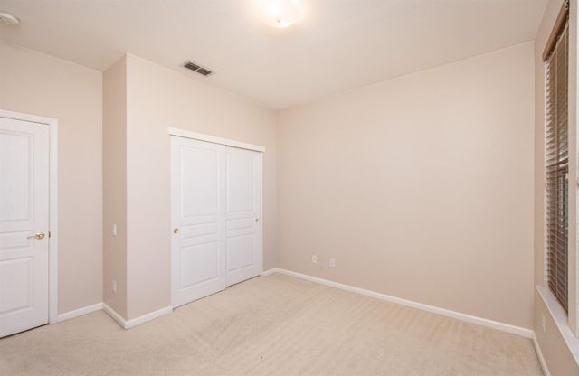 3915 Coldwater Dr, Rocklin, CA 95765