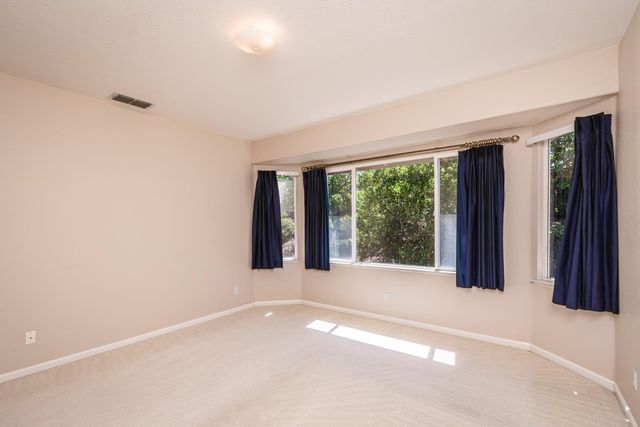 3915 Coldwater Dr, Rocklin, CA 95765