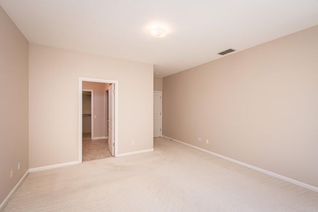 3915 Coldwater Dr, Rocklin, CA 95765