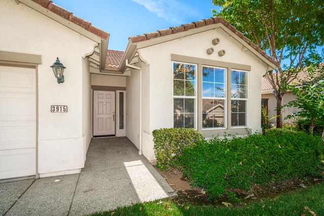 3915 Coldwater Dr, Rocklin, CA 95765