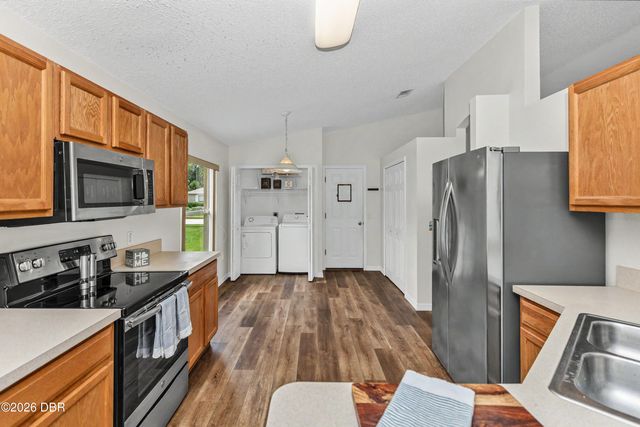 342 Dahoon Holly Drive, Daytona Beach, FL 32117