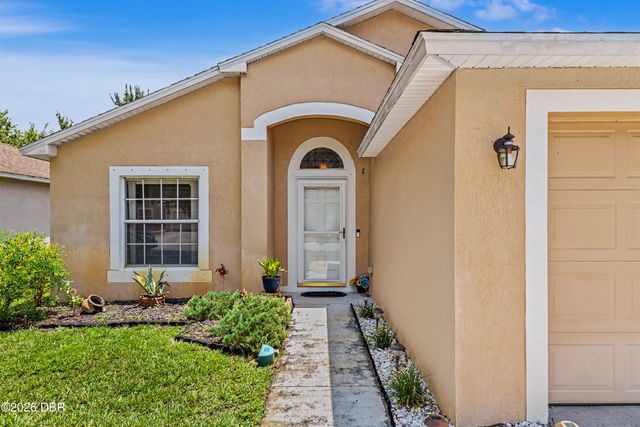 342 Dahoon Holly Drive, Daytona Beach, FL 32117