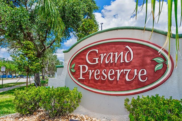 342 Dahoon Holly Drive, Daytona Beach, FL 32117