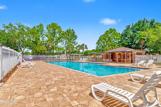 342 Dahoon Holly Drive, Daytona Beach, FL 32117
